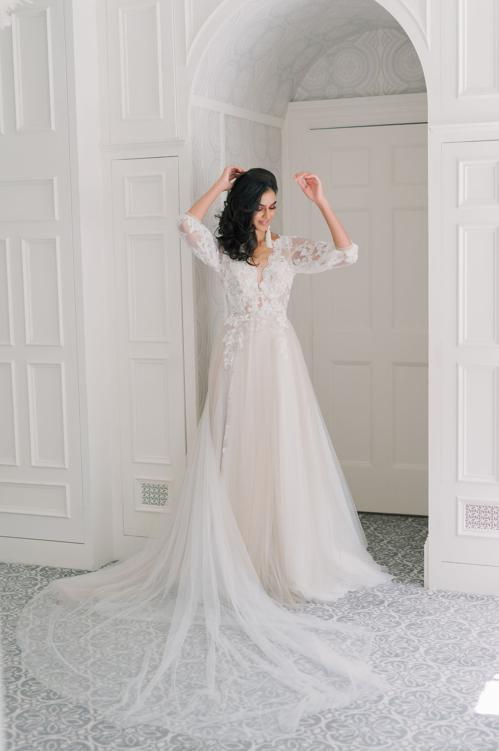 LOVE BLOOMS Colorful Bridal Collection Catherine Langlois LOVE BLOOMS Colorful Bridal Collection Catherine Langlois