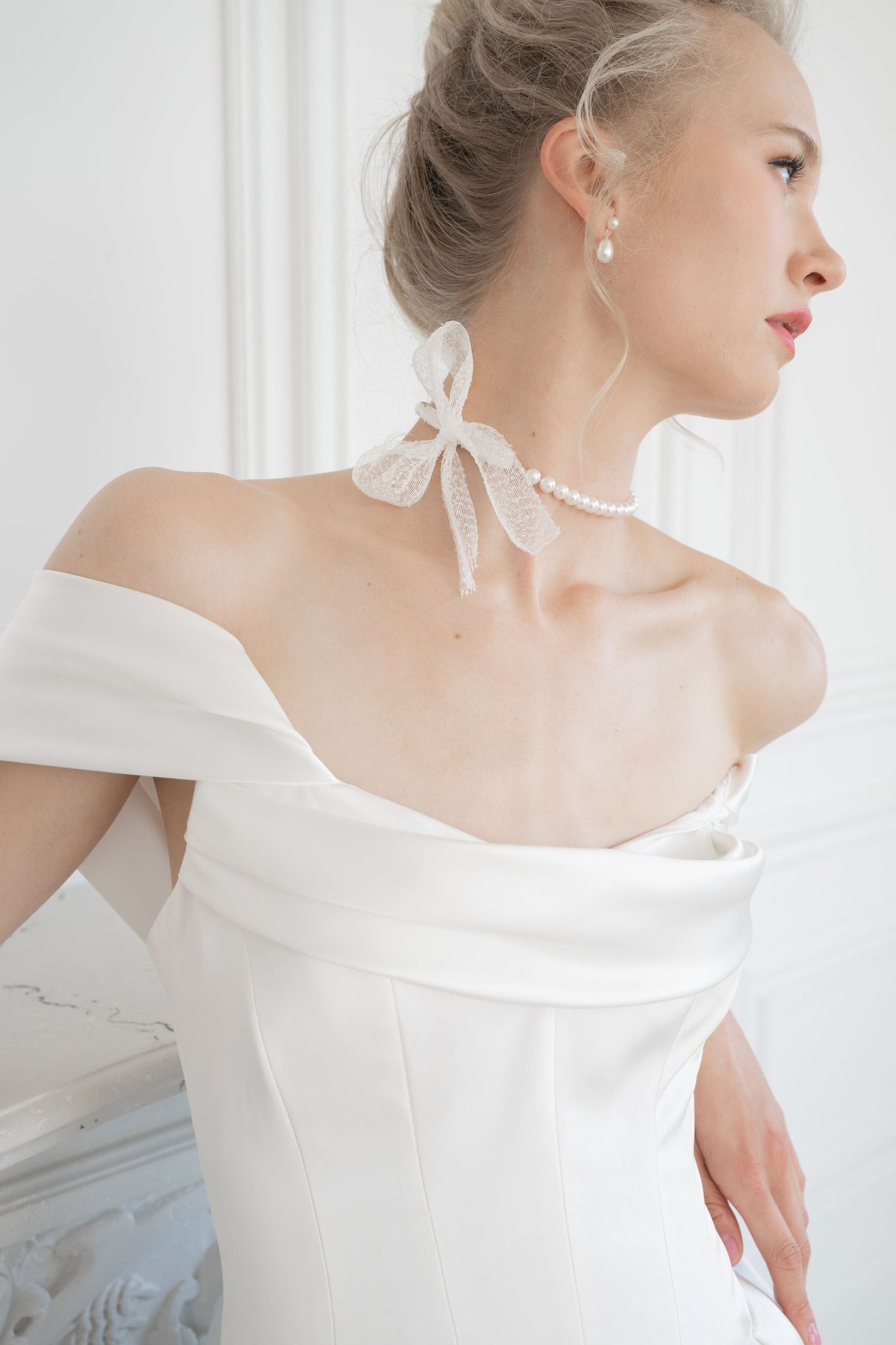 THE SWAN Satin Corset Wedding Gown Catherine Langlois THE SWAN Satin Corset Wedding Gown Catherine Langlois