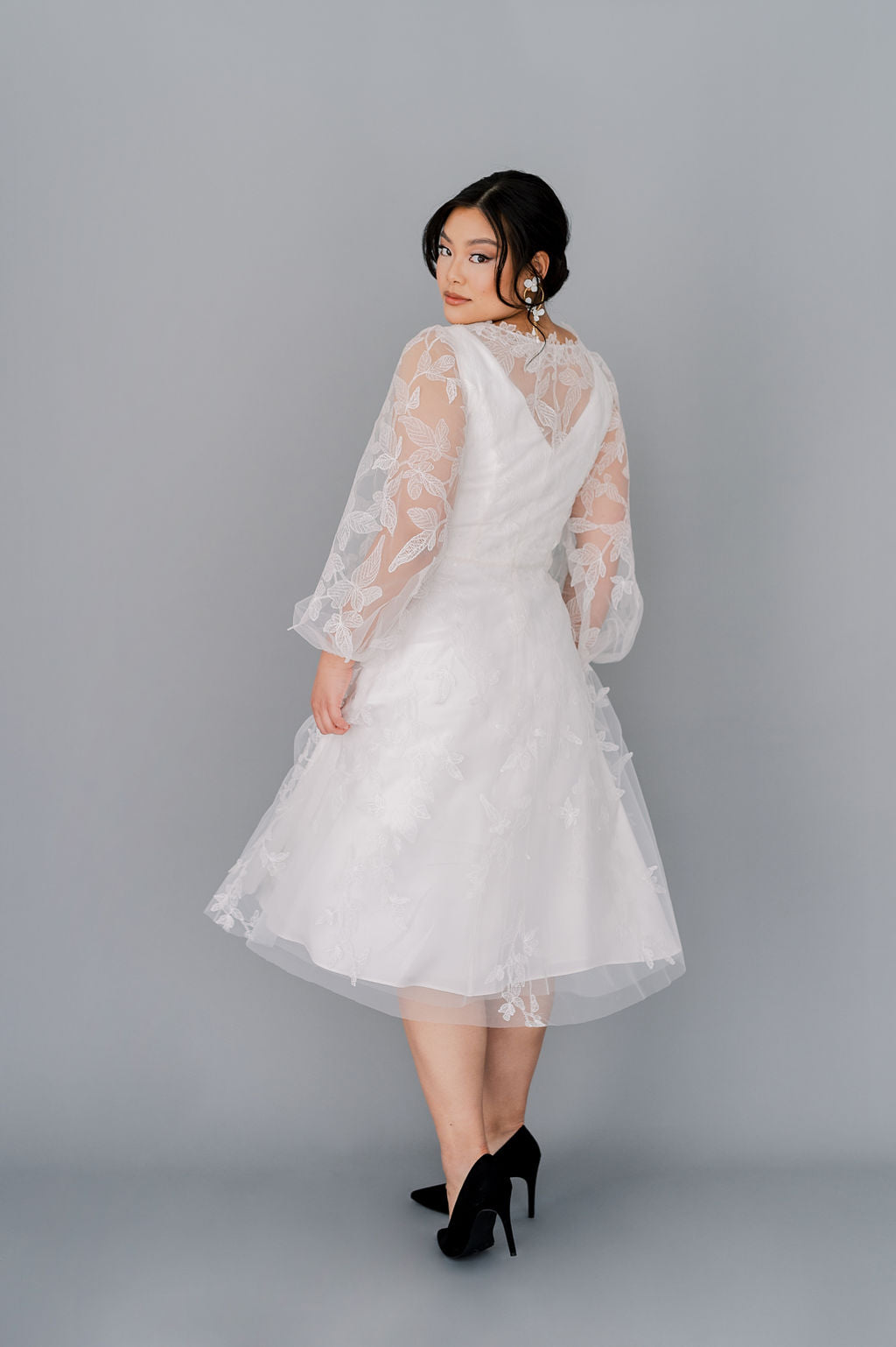 Plus size tea on sale length wedding dresses